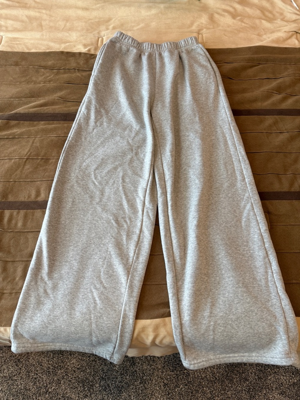 SHEIN Gray Wide-Leg Sweatpants